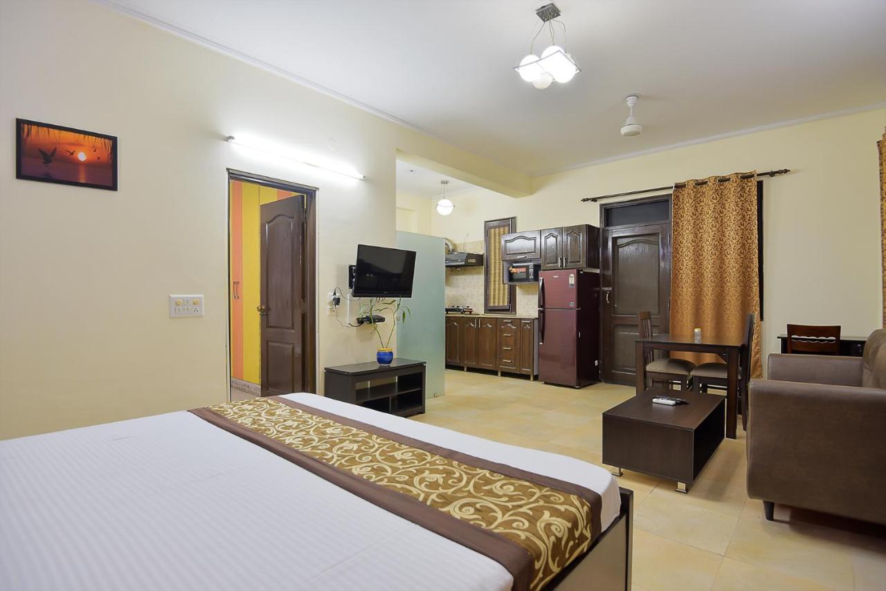 Bedchambers Serviced Apartments, Sushant Lok Gurgaon Bagian luar foto