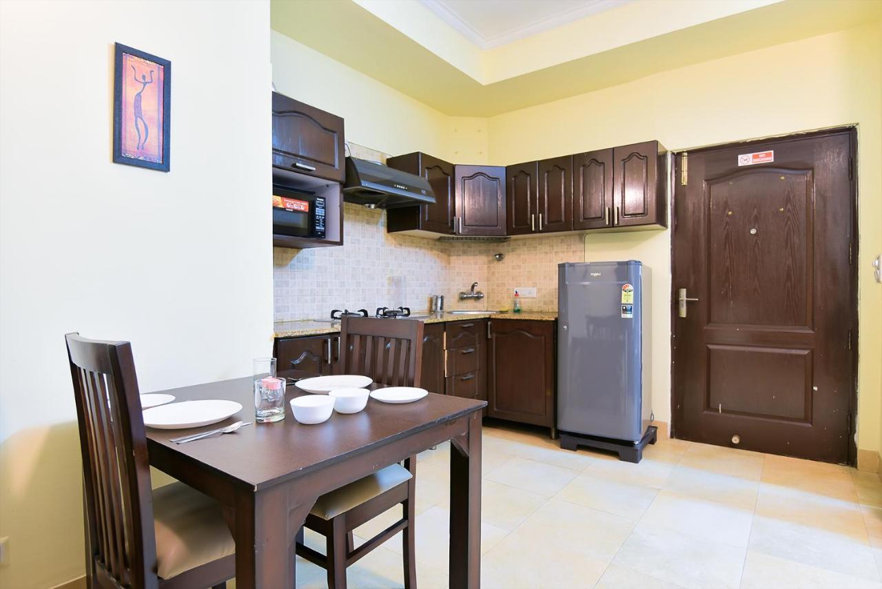 Bedchambers Serviced Apartments, Sushant Lok Gurgaon Bagian luar foto