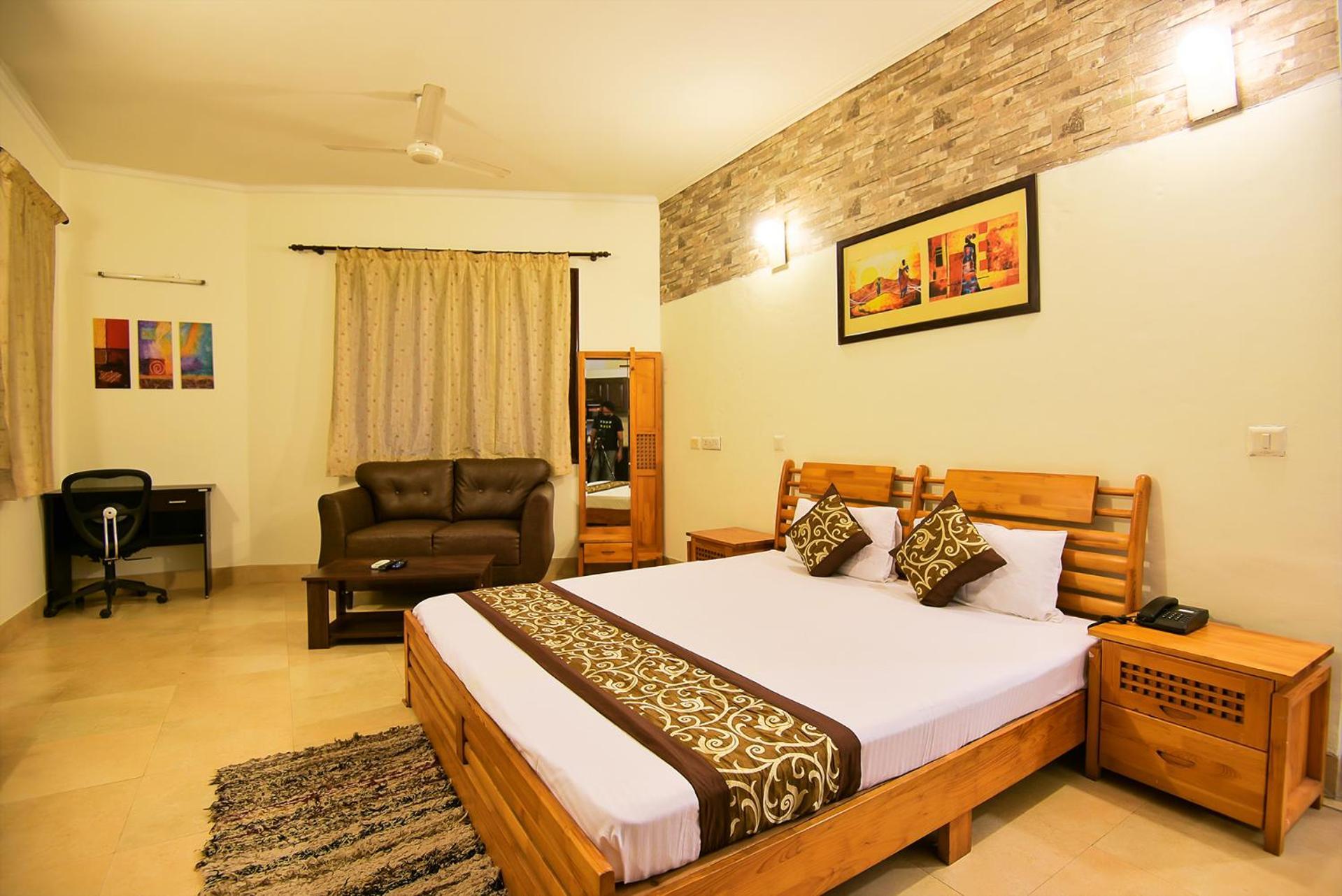 Bedchambers Serviced Apartments, Sushant Lok Gurgaon Bagian luar foto